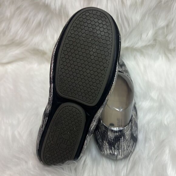 Tinsel Twinkle Storehouse Flats Size 8 BIN 16 - Picture 9 of 11